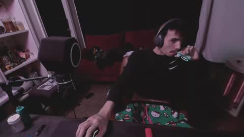 Snapshot of kaineblk chatting on January 25, 2025, 8:21 am kaineblk online show from January 25, 2025, 8:21 am