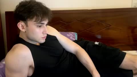Kairen online show from June 12, 2026, 12:42 am