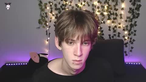 slutkai online show from October 29, 2025, 10:11 pm