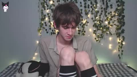 slutkai online show from December 14, 2025, 10:36 pm