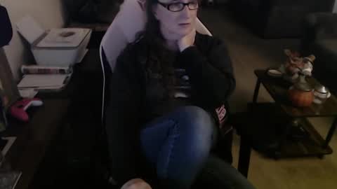 Camprincess331 online show from October 8, 2025, 2:09 am