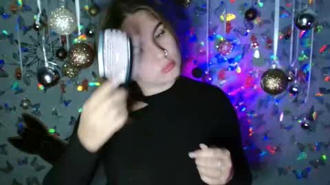 Kaitlin online show from November 21, 2025, 6:06 pm