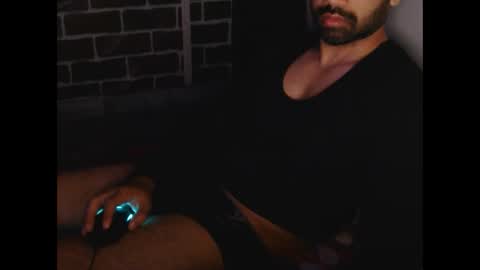 Vicky online show from January 5, 2025, 5:30 pm