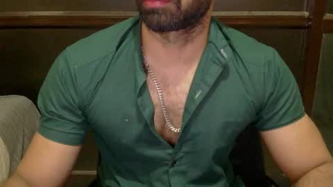 Vicky online show from October 1, 2025, 8:04 pm