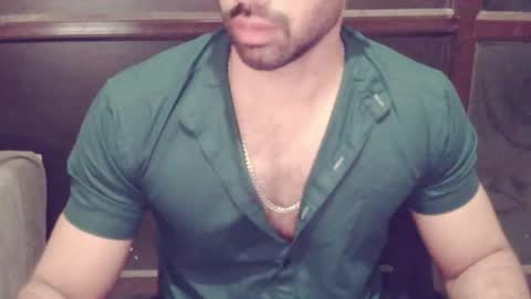 Vicky online show from October 15, 2025, 5:02 pm