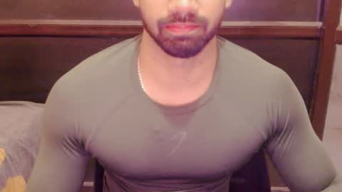 Vicky online show from October 28, 2025, 5:11 am