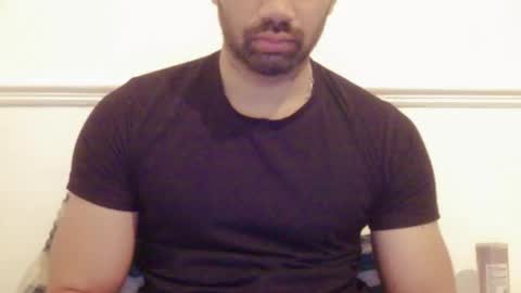 Vicky online show from December 3, 2025, 8:23 am