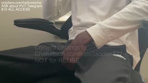 Snapshot of kaledaddee777 chatting on June 8, 2026, 8:42 pm Silk Chocolate online show from June 8, 2026, 8:42 pm