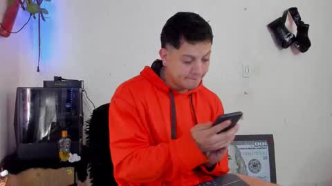 Snapshot of kaledd_musclee chatting on February 28, 2025, 12:52 pm Kaledd musclees room Master online show from February 28, 2025, 12:52 pm