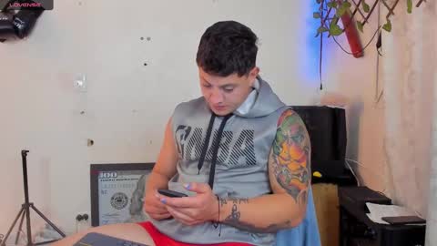 Snapshot of kaledd_musclee chatting on March 8, 2025, 5:01 pm Kaledd musclees room Master online show from March 8, 2025, 5:01 pm