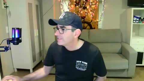 Snapshot of kalem48 chatting on January 23, 2025, 11:47 pm MusicMen49 online show from January 23, 2025, 11:47 pm