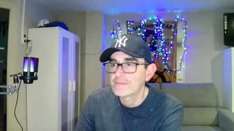 Snapshot of kalem48 chatting on March 2, 2025, 10:05 pm MusicMen49 online show from March 2, 2025, 10:05 pm