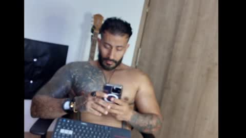 Snapshot of kaleth_price chatting on March 3, 2025, 2:04 am Kaleth Price online show from March 3, 2025, 2:04 am