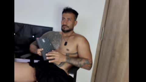 Snapshot of kaleth_price chatting on March 8, 2025, 12:00 am Kaleth Price online show from March 8, 2025, 12:00 am