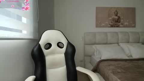 Snapshot of kaliffa_zoe chatting on September 23, 2025, 3:59 pm Zoe online show from September 23, 2025, 3:59 pm