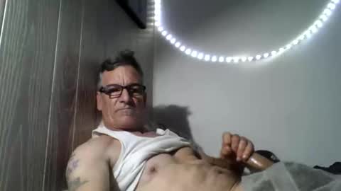 Snapshot of kalifornia91666 chatting on November 5, 2025, 9:15 pm kalifornia91666 online show from November 5, 2025, 9:15 pm