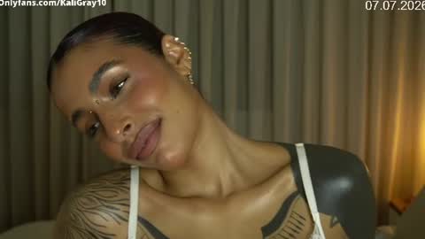 kaligray10 online show from July 7, 2026, 7:40 pm