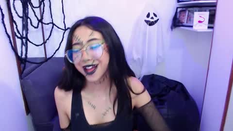 Snapshot of kalilowe_ chatting on October 29, 2025, 8:10 pm Kali online show from October 29, 2025, 8:10 pm