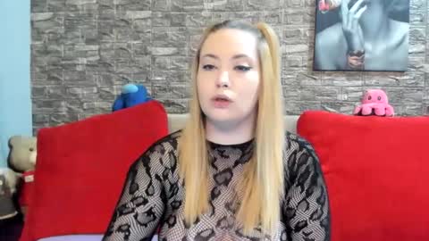 kalindahot online show from October 22, 2025, 6:29 pm