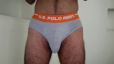 Snapshot of kamarasa69 chatting on February 11, 2025, 10:15 am Kamarasa69 online show from February 11, 2025, 10:15 am