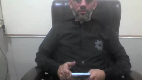Snapshot of kami99099 chatting on October 9, 2025, 4:32 am kami99099 online show from October 9, 2025, 4:32 am