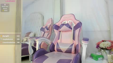    online show from December 17, 2024, 10:11 pm