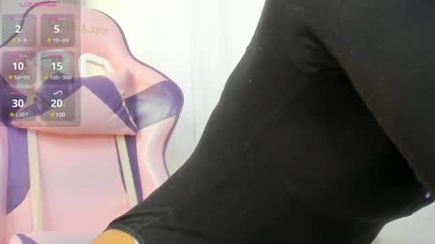    online show from January 27, 2025, 12:05 pm