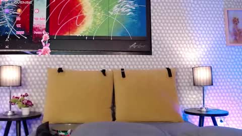 Kami online show from January 14, 2026, 8:14 pm