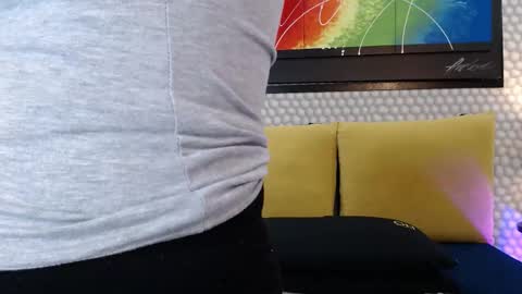 Kami online show from February 26, 2026, 7:35 pm