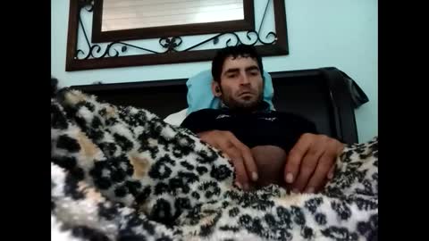 kamlug online show from February 10, 2025, 1:11 pm