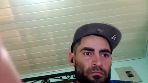 kamlug online show from March 2, 2025, 9:54 pm