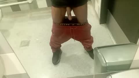 Snapshot of kamran3345 chatting on January 12, 2026, 4:01 pm slave online show from January 12, 2026, 4:01 pm