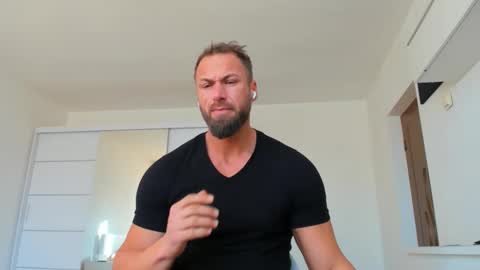 Snapshot of kanegriffin26 chatting on February 24, 2025, 6:38 am Kane OF strongkane online show from February 24, 2025, 6:38 am