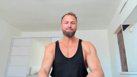 Snapshot of kanegriffin26 chatting on February 26, 2025, 10:58 am Kane OF strongkane online show from February 26, 2025, 10:58 am