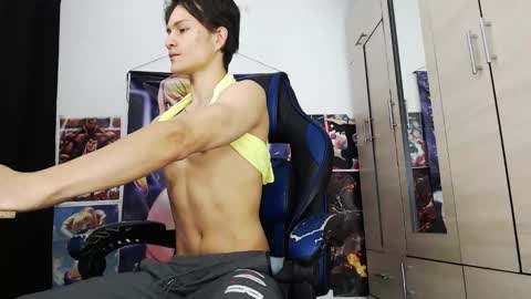 andres online show from December 18, 2025, 2:01 pm