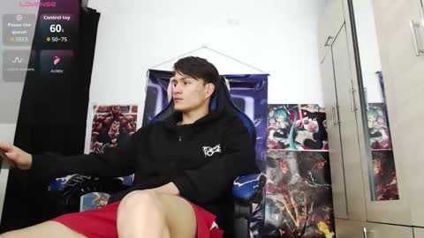 Snapshot of kanekixxxhot chatting on January 6, 2026, 12:42 pm andres online show from January 6, 2026, 12:42 pm