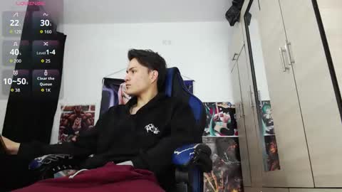 Snapshot of kanekixxxhot chatting on January 11, 2026, 12:21 pm andres online show from January 11, 2026, 12:21 pm