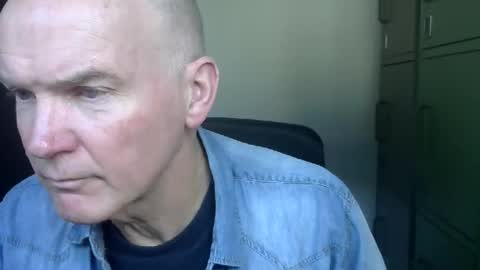 Snapshot of kapitein_rob chatting on January 18, 2026, 12:42 pm Robbie online show from January 18, 2026, 12:42 pm