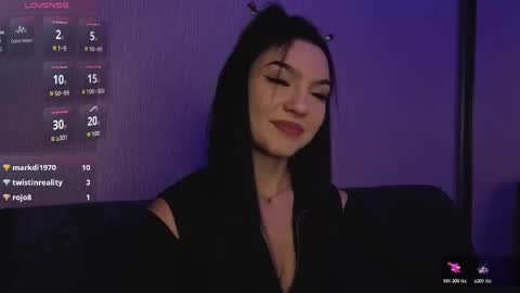 Snapshot of kara_life chatting on October 24, 2025, 1:35 am kara_life online show from October 24, 2025, 1:35 am