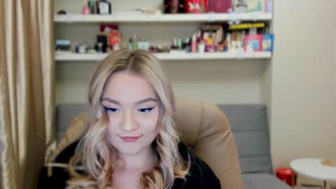 Snapshot of kara_smith_ chatting on February 12, 2026, 11:33 pm Kara. Off from 15th till 24th of December online show from February 12, 2026, 11:33 pm