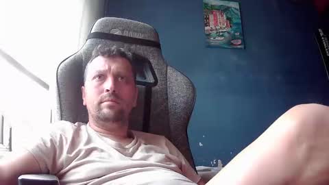 karasimsek54 online show from April 15, 2026, 3:41 pm