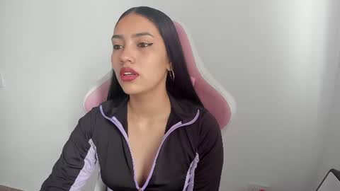 karely_sweet_ online show from July 17, 2026, 3:18 pm