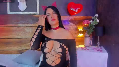 Snapshot of karen_roldan chatting on February 14, 2026, 3:36 am online show from February 14, 2026, 3:36 am