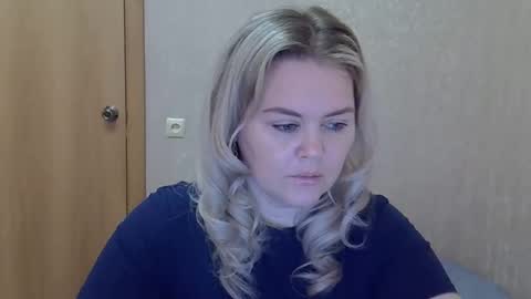 karennelsonx online show from March 30, 2026, 10:38 am