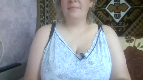 Snapshot of karilina_hi chatting on July 21, 2026, 10:39 am Karilina Hi online show from July 21, 2026, 10:39 am