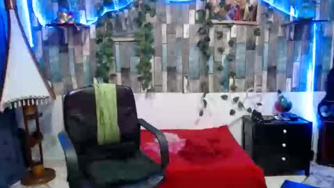 Snapshot of karima_sarabe chatting on February 18, 2025, 8:47 pm karima_sarabe online show from February 18, 2025, 8:47 pm