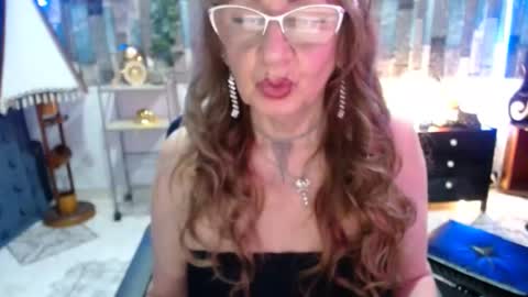 Snapshot of karima_sarabe chatting on February 22, 2025, 12:38 am karima_sarabe online show from February 22, 2025, 12:38 am