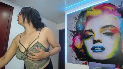 Snapshot of karime_sexygirl chatting on January 9, 2025, 11:14 am Karime online show from January 9, 2025, 11:14 am