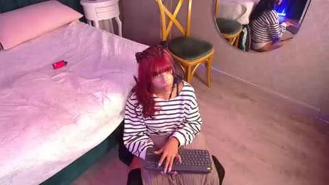 Snapshot of karin_ks chatting on January 30, 2025, 6:13 am Karina online show from January 30, 2025, 6:13 am