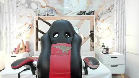 Snapshot of karina_analdeep chatting on May 5, 2026, 8:50 pm Karina analDeep online show from May 5, 2026, 8:50 pm